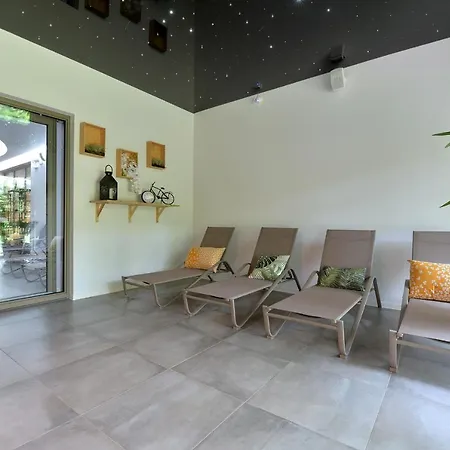 Dom wakacyjny L'eclos Des Vignes - De Gamme Avec